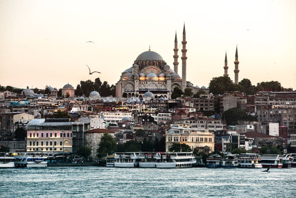 İstanbul Turu ile Zamanın İzinde