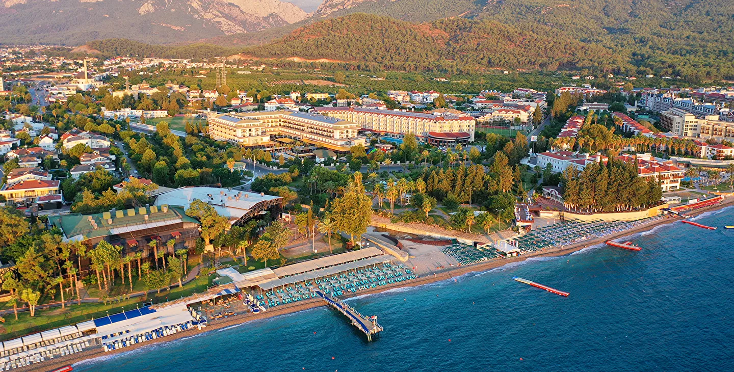 Crystal De Luxe Resort & Spa