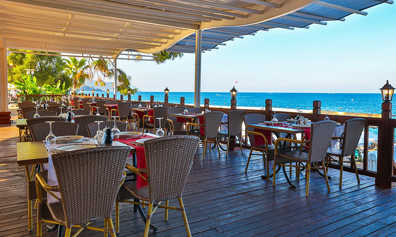 Crystal Aura Beach Resort & SPA