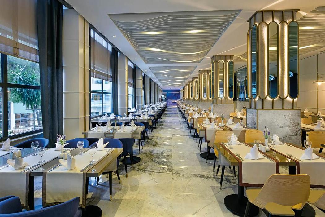 Limak Atlantis Deluxe Hotel Resort