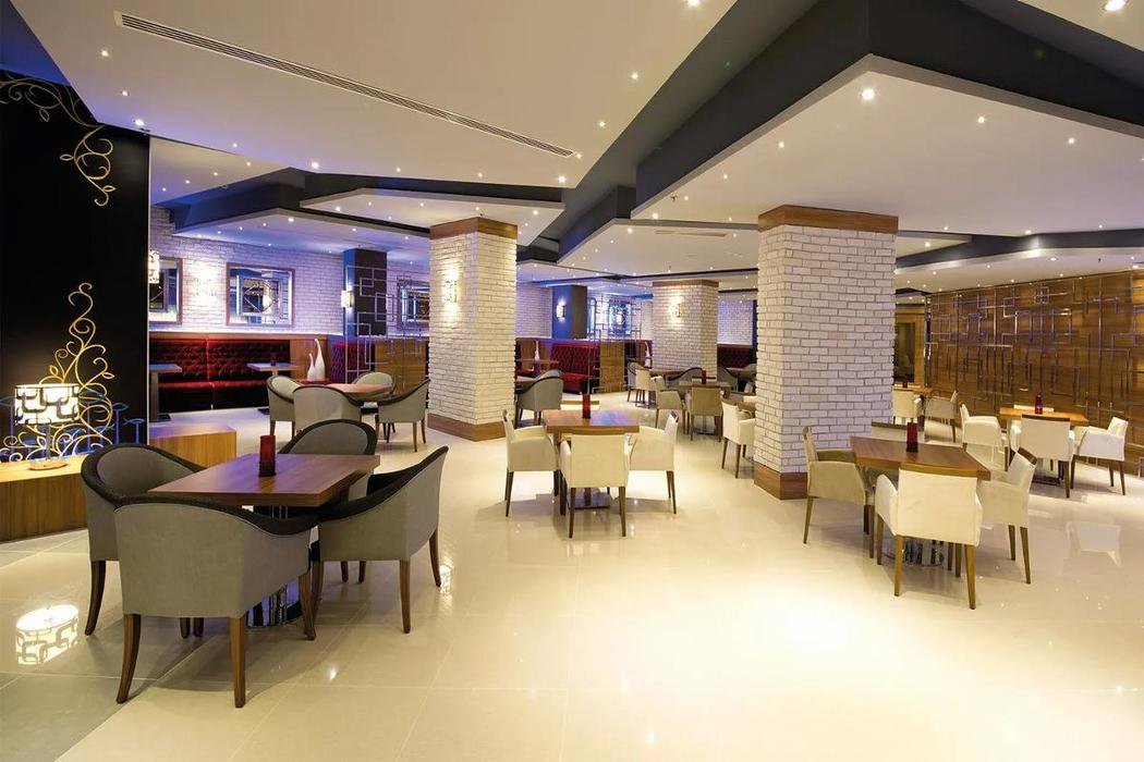 Limak Atlantis Deluxe Hotel Resort