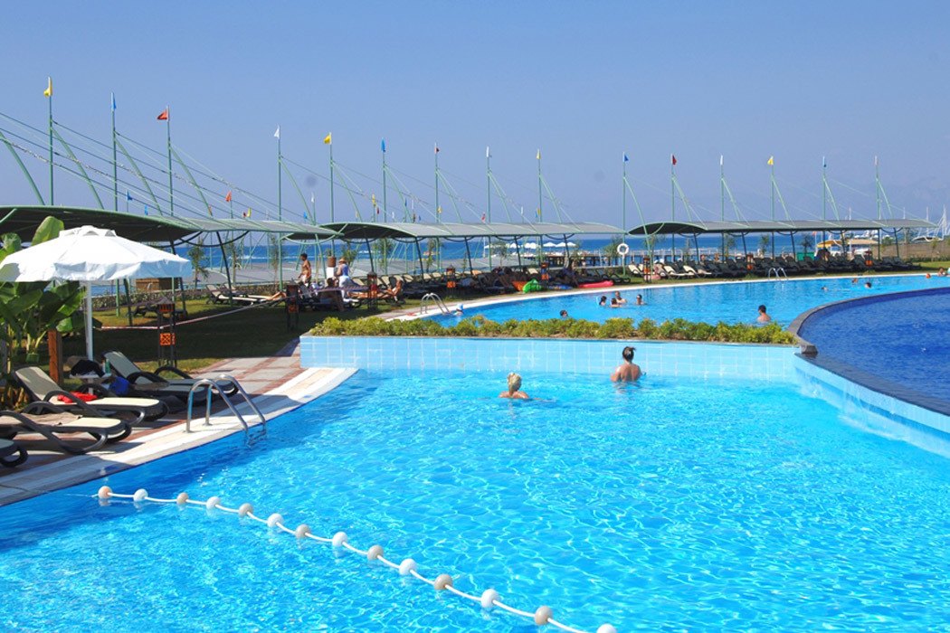 Limak Lara Deluxe Hotel & Resort