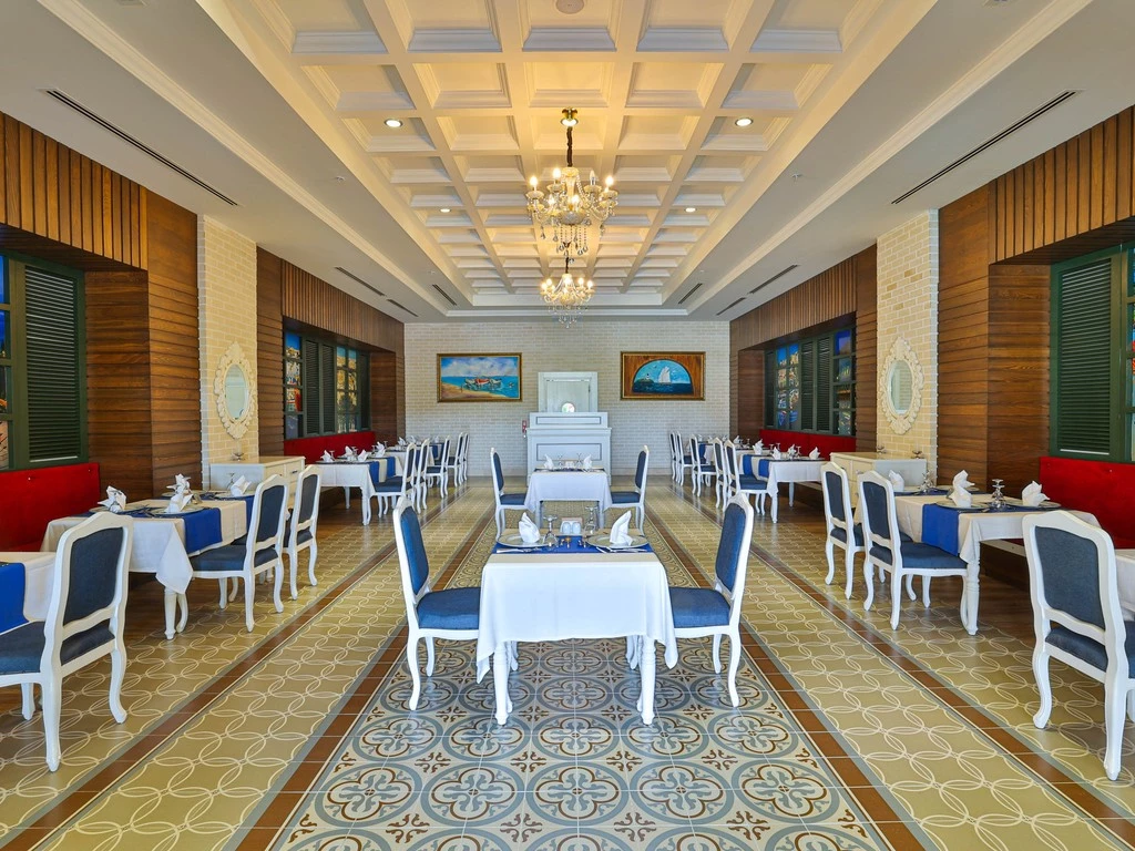Crystal Sunset Luxury Resort