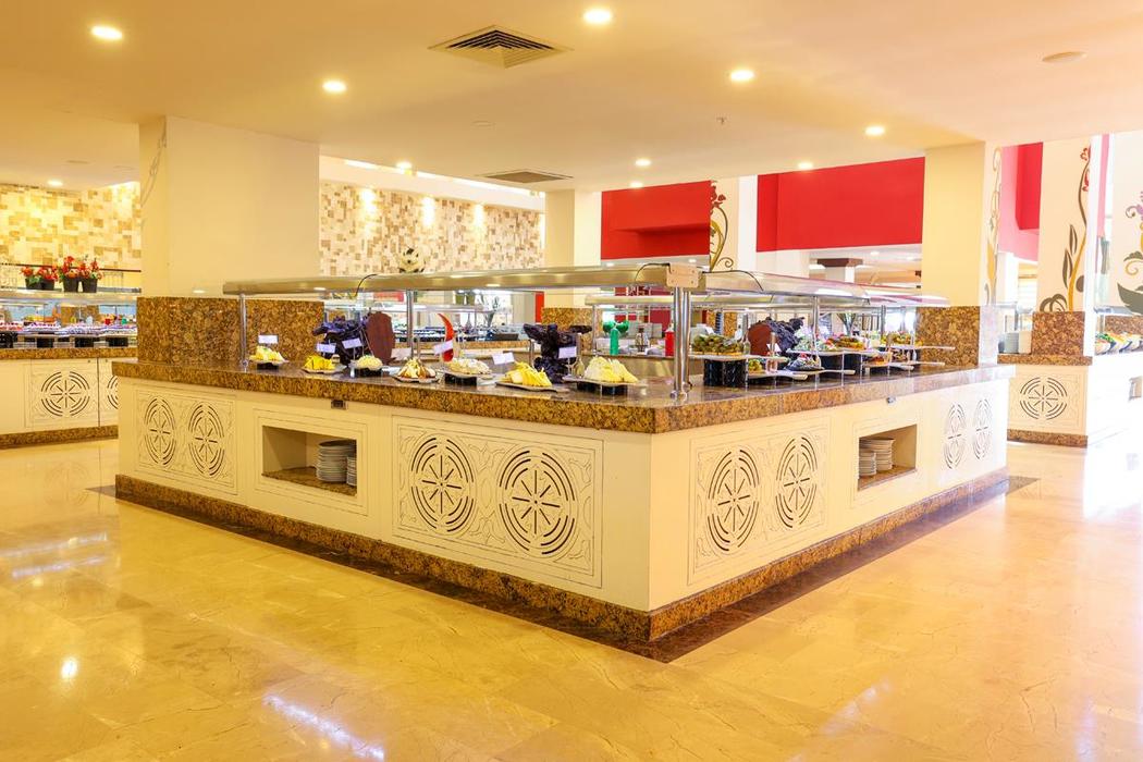 Crystal Tat Beach Golf Resort & Spa