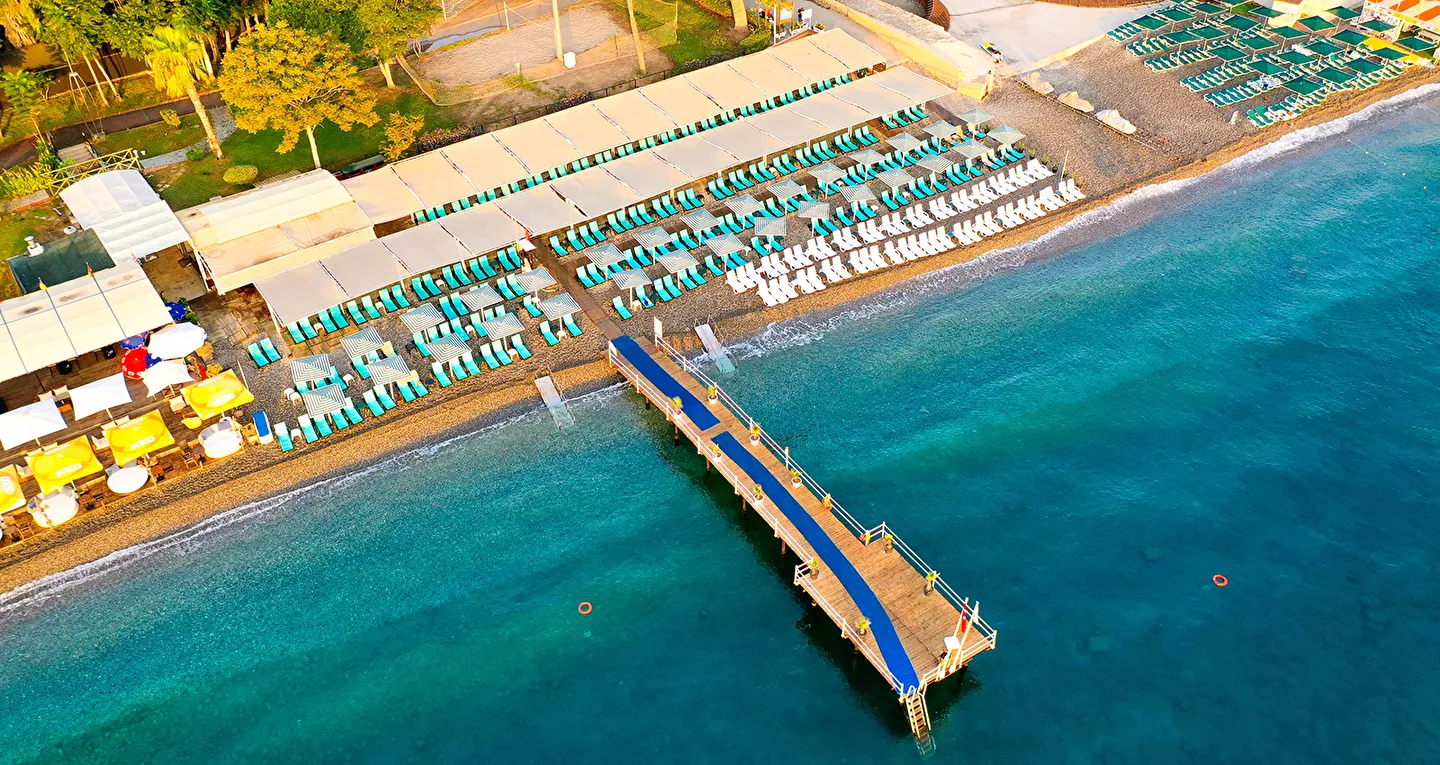 Crystal De Luxe Resort & Spa