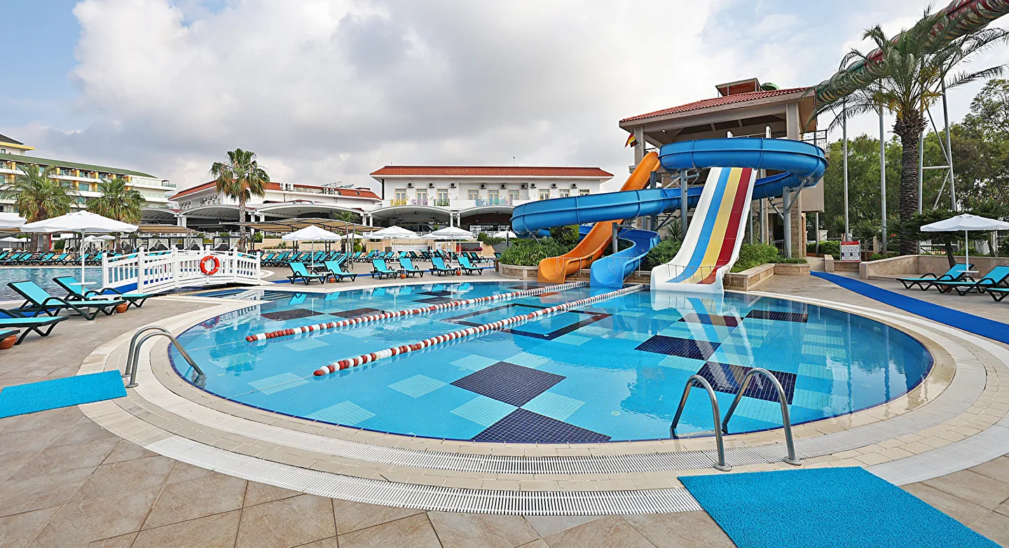 Crystal Paraiso Verde Resort