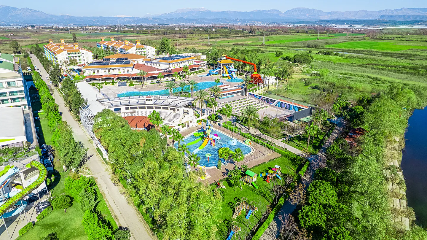 Crystal Paraiso Verde Resort