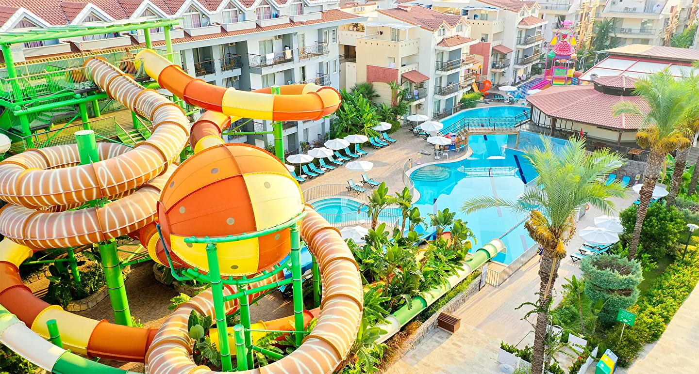 Crystal Aura Beach Resort & SPA
